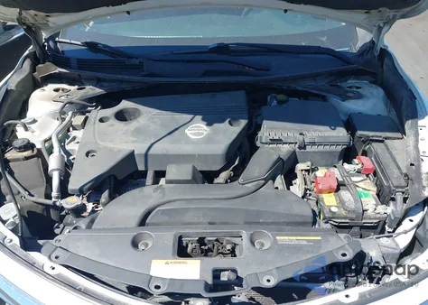 2013 Nissan Altima 2.5 S z USA, uszkodzony, nr VIN 1N4AL3AP4DN535498